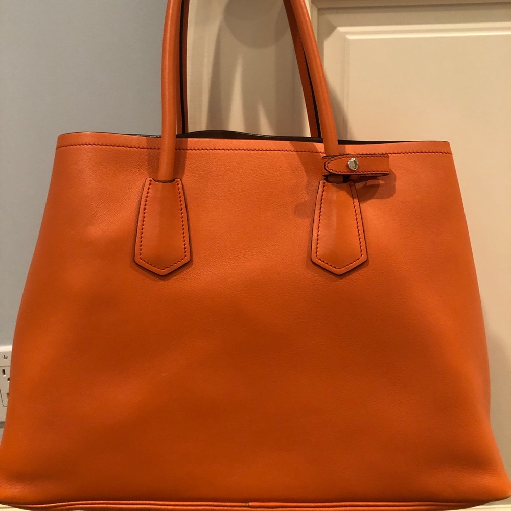 Prada tote - Picture 2 of 5